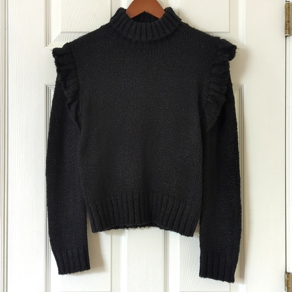 Diane Von Furstenberg Sweaters - Diane Von Furstenberg 90's Vintage Ruffled Shoulder Turtleneck Sweater Black S